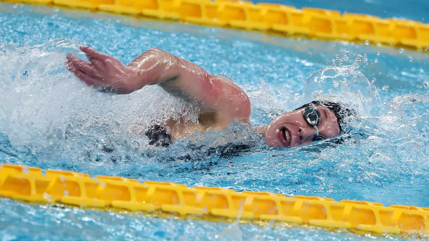 2019'daki bir yüzme yarışında fotoğraflanan Paige Madden, ikinci Olimpiyatları'na katılmaya hak kazandı. El konumlandırmasındaki küçük farklılıklar yüzme kulaçlarını çok daha verimli hâle getirebilir.